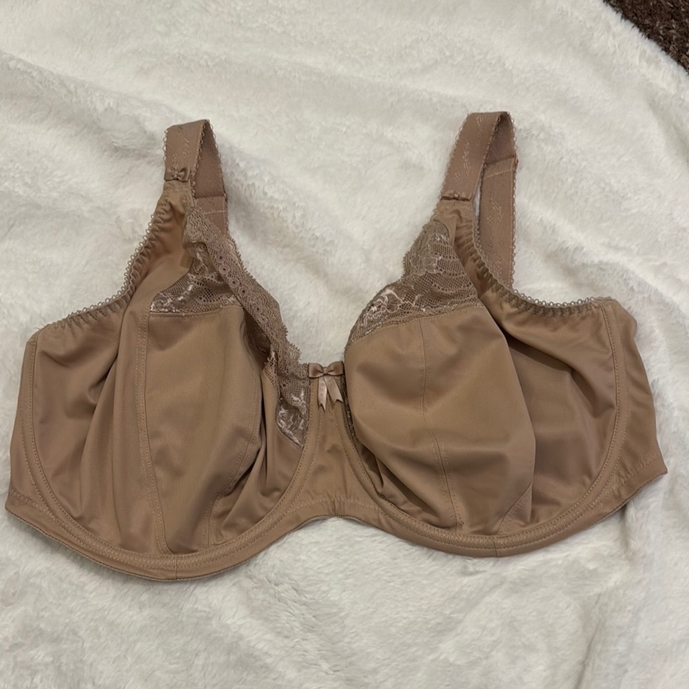 Elegant Tan Lace Trim Bra